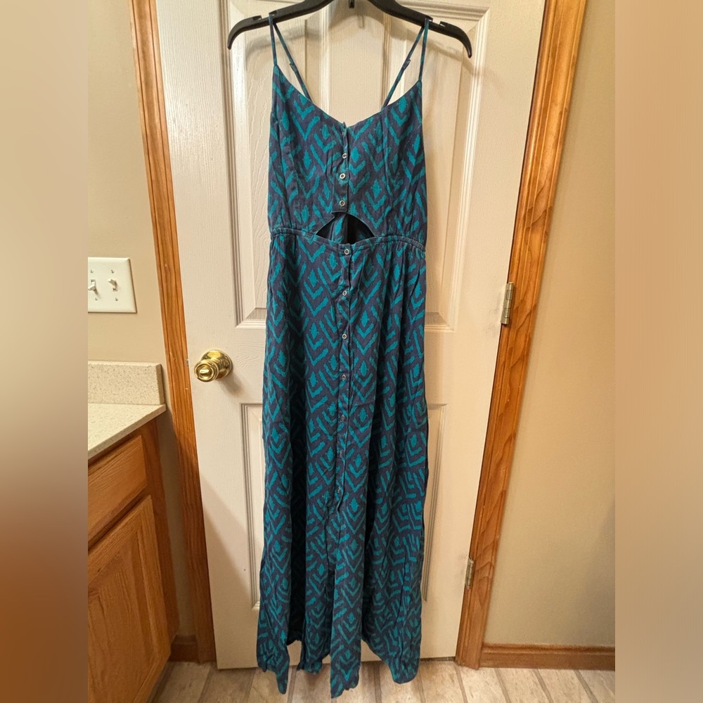 Roxy maxi dress with cut out and adjustable straps